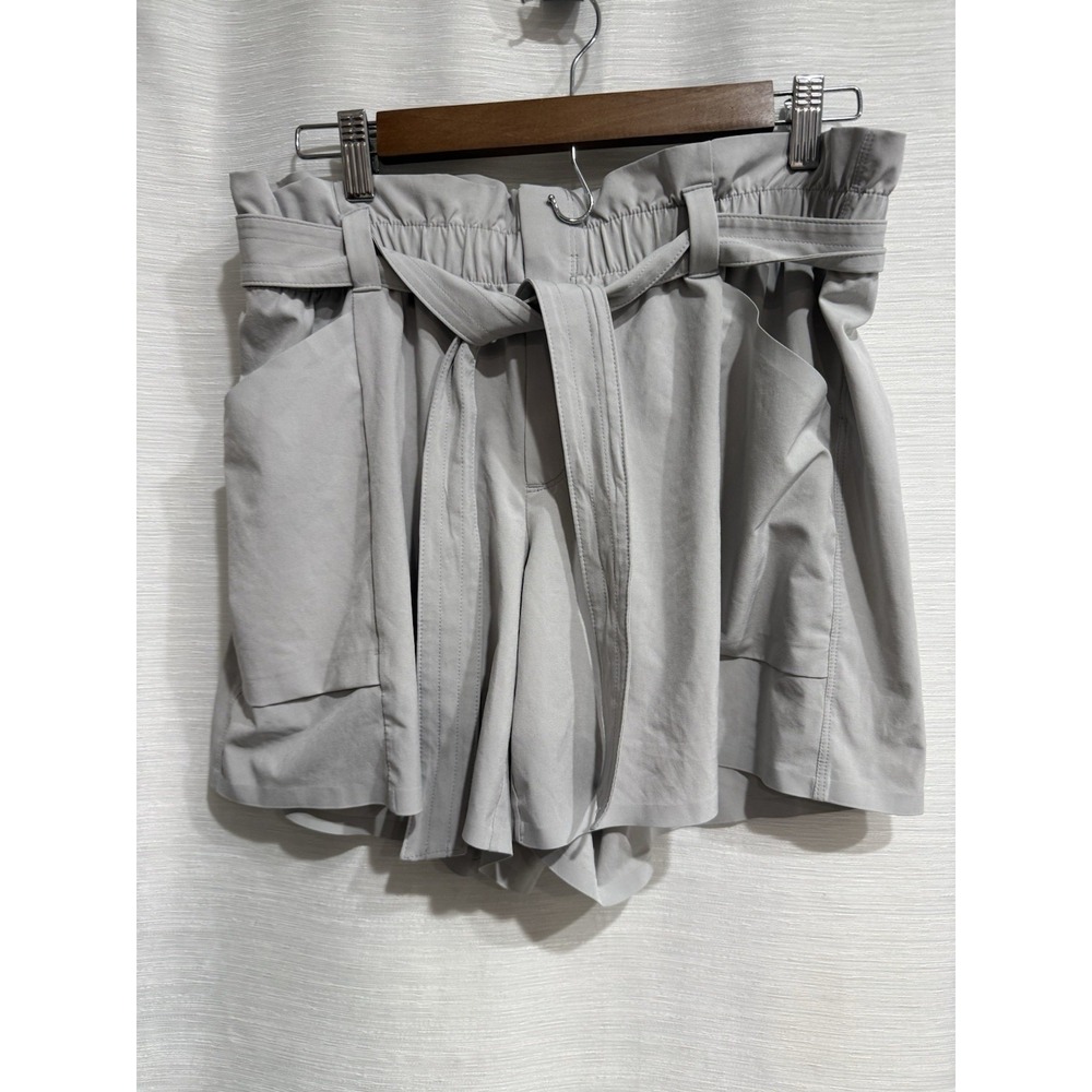 Athleta Shorts Women 10 Tall Gray Skyline Paper Bag Belted Stretch Athleisure